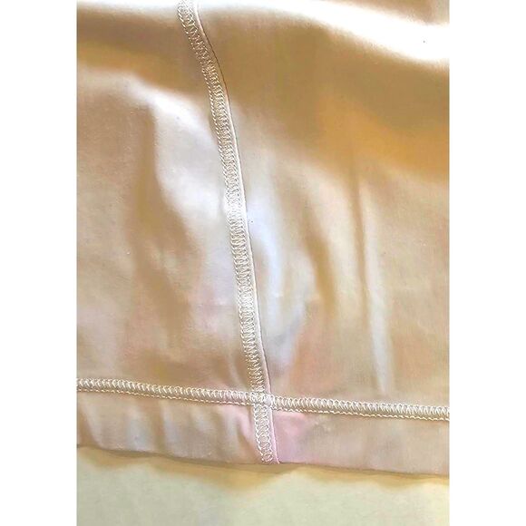 Lululemon Women’s Long Sleeve Top | Grey Blush Pink Size 8 Reflective Thumbholes - Picture 7 of 7